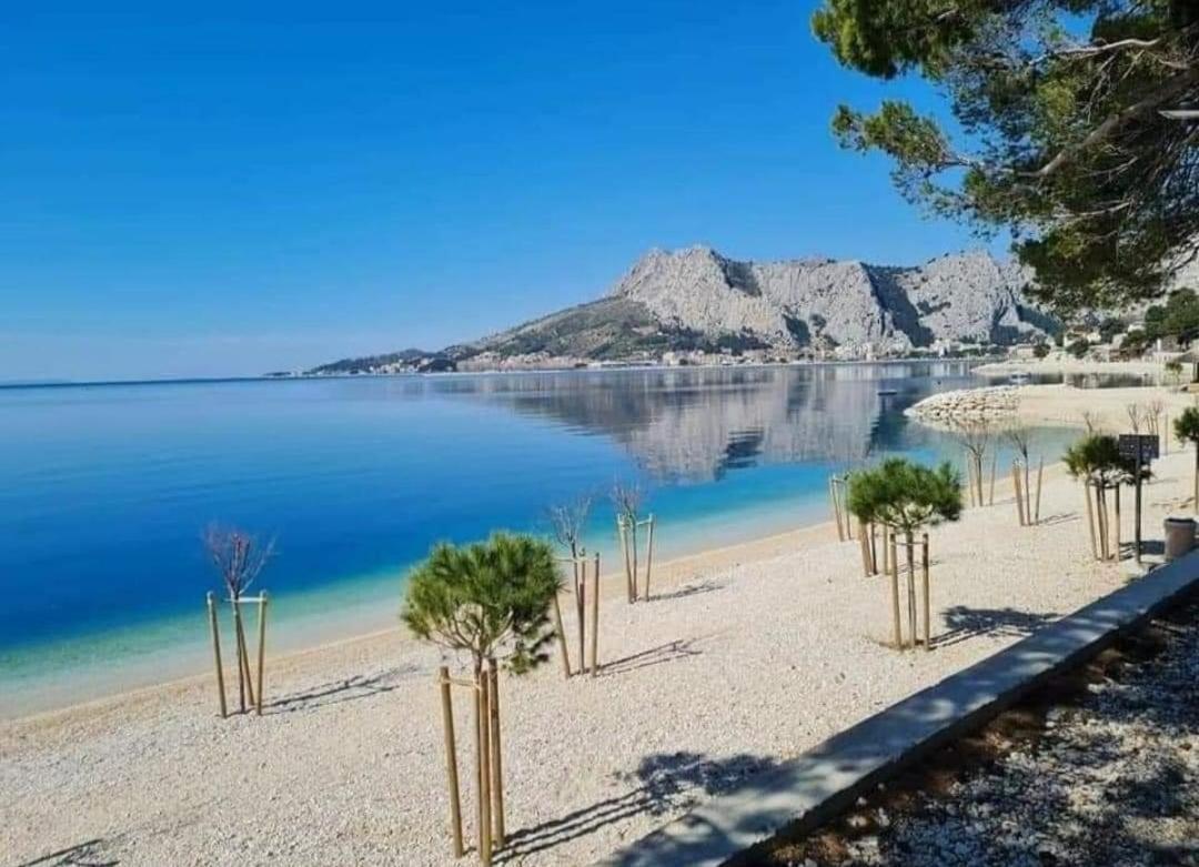 Apartments Kadenca Omiš Buitenkant foto