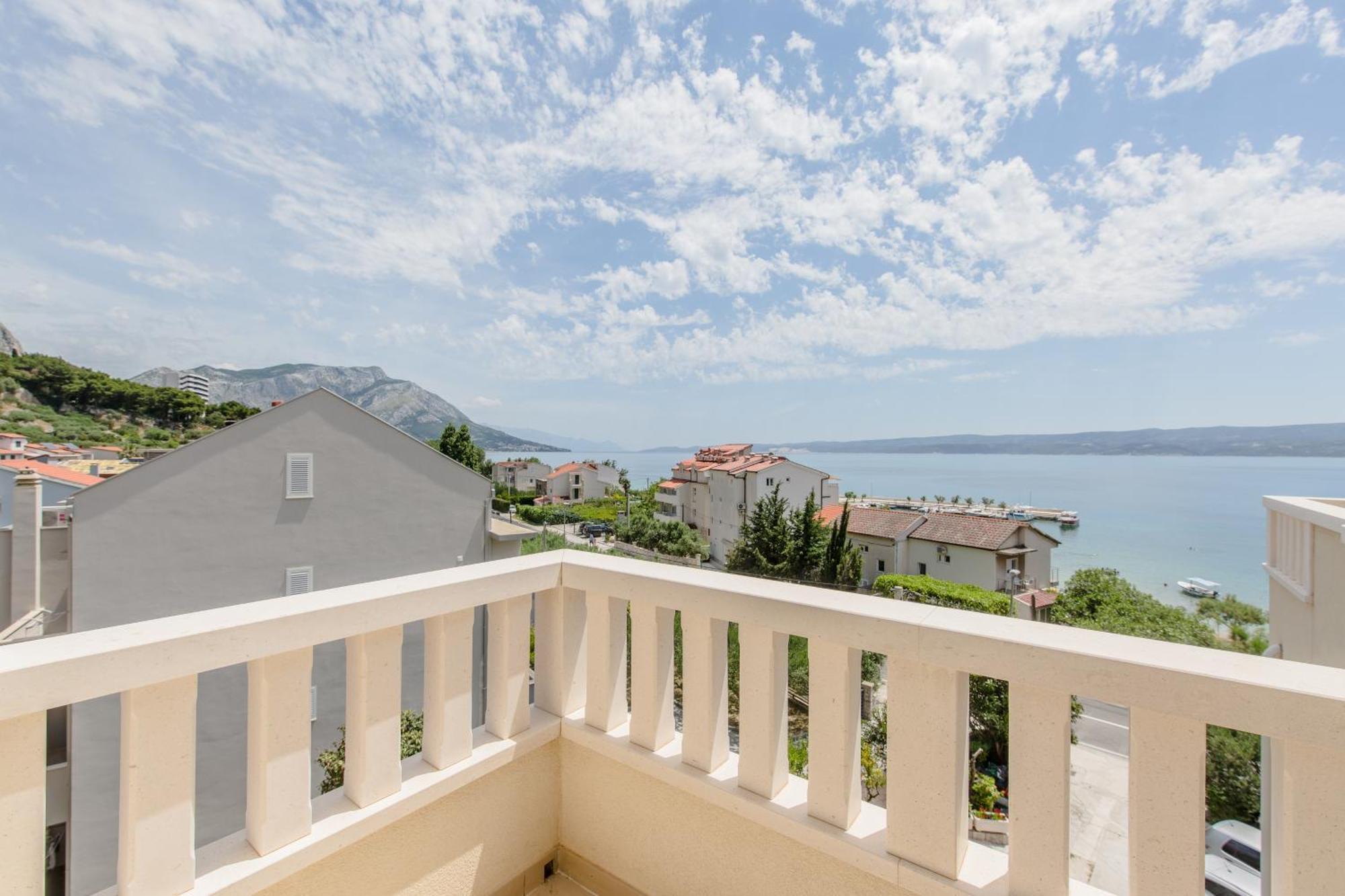 Apartments Kadenca Omiš Kamer foto